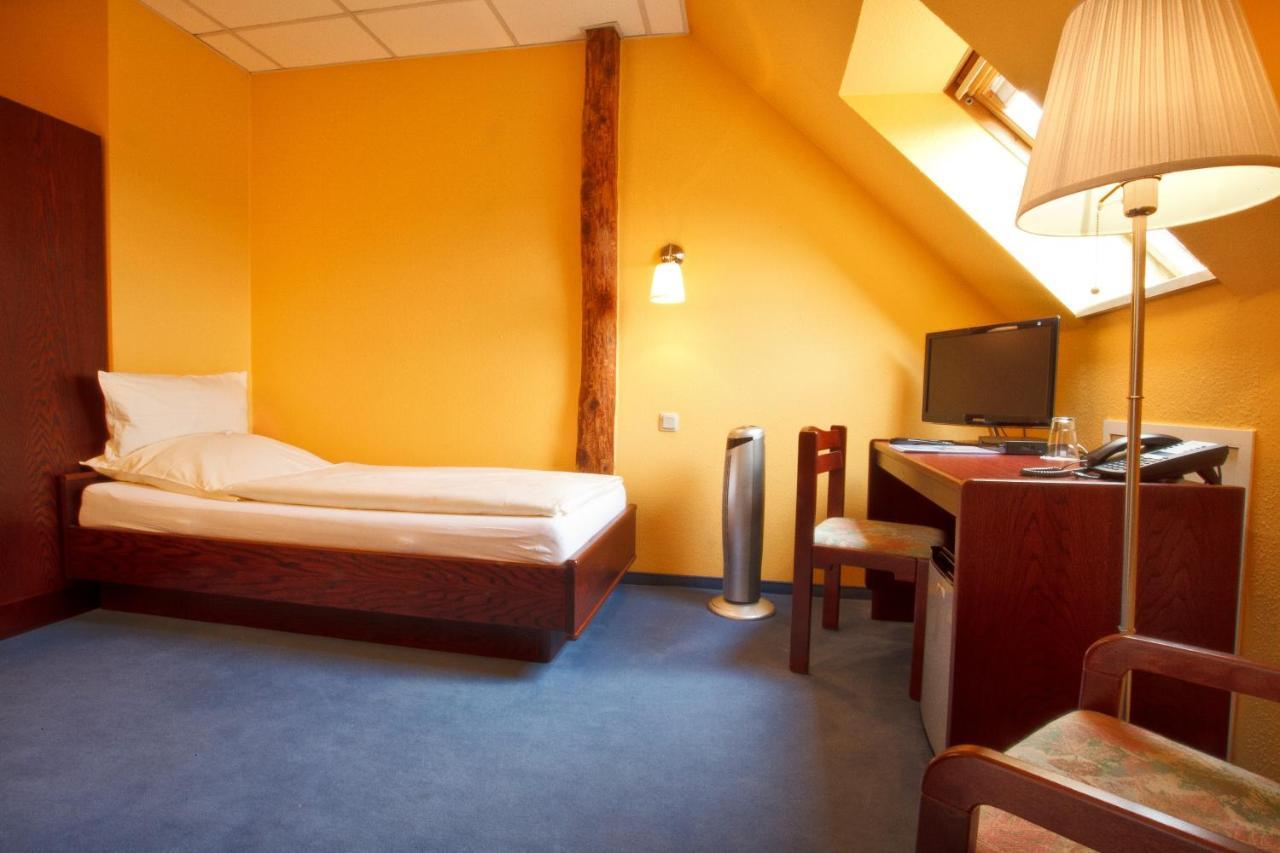 Landhotel Zum Pottkuchen Kalbe  Dış mekan fotoğraf
