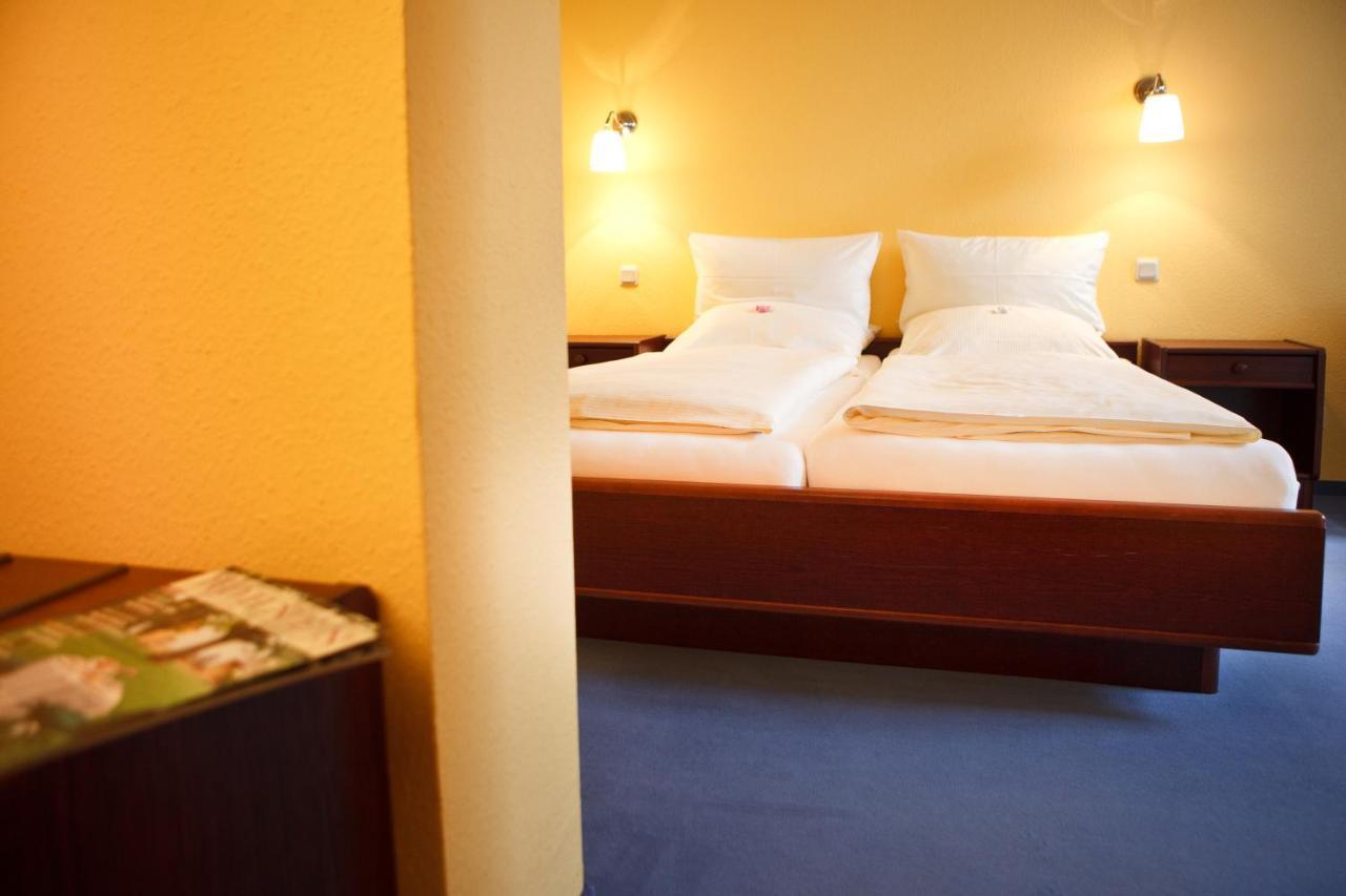 Landhotel Zum Pottkuchen Kalbe  Dış mekan fotoğraf